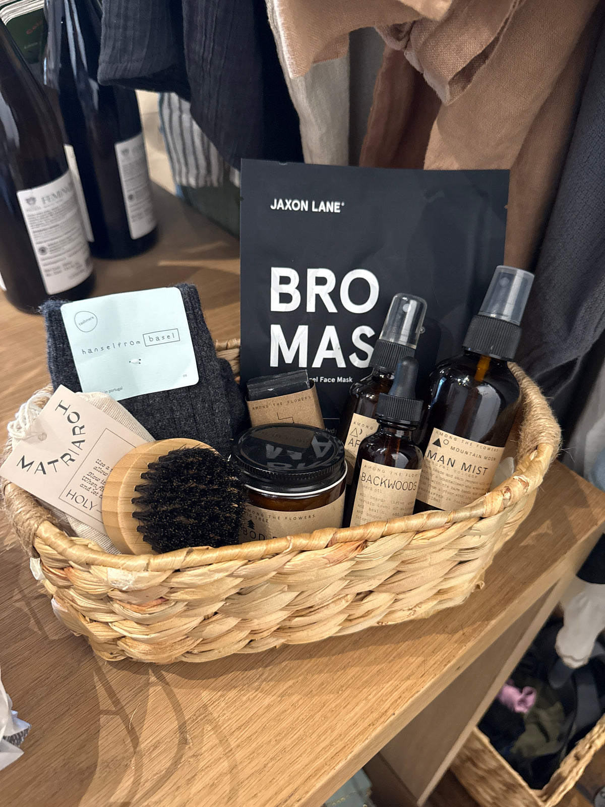 The Well Groomed Mountain Man | Gift Basket